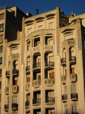 Montevideo, Plaza de la Independencia, Palacio Rinalde, Art Deco