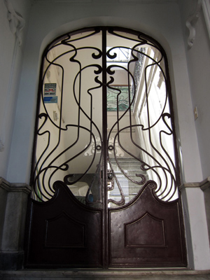 Montevideo, Ciudad Vieja, puerta, door, Art Nouveau