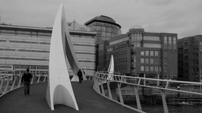 Scotland, Glasgow, River Clyde, Squiggly Bridge