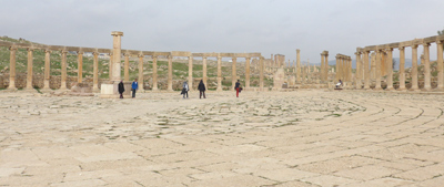 Jordan, Jerash, Roman ruins, oval Forum