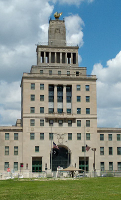 USA, Iowa, Cedar Rapids, Veteran's Memorial