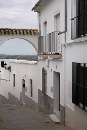 España, Andalucía, Osuna, arches, arcos, Calle San Antón