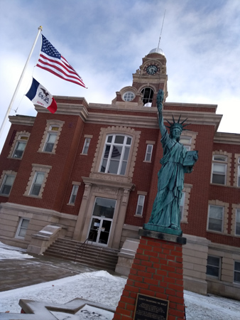 Leon, Iowa, county courthouse, Decatur