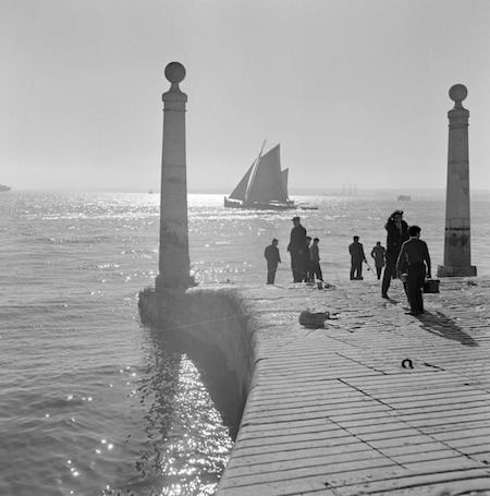 Artur Pastor, Cais das Colunas